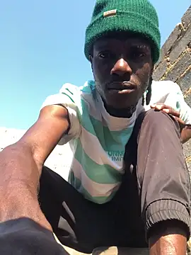 Snapshot of cuminsidebby chatting on October 13, 6:30 am cuminsidebby online show from October 13, 6:30 am