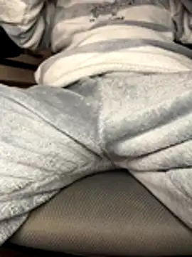 sonwmelt1 online show from October 20, 4:27 am