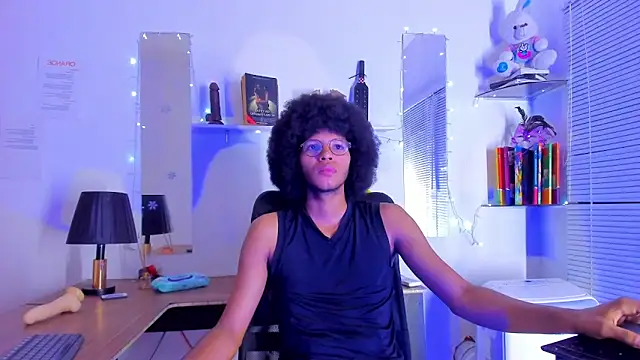 DEAMOL online show from March 23, 1:28 pm