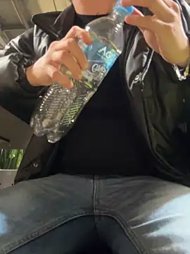 Kurtxxx22 online show from February 12, 1:44 am