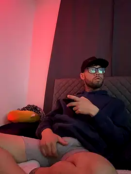 stalinhernandez online show from November 6, 11:46 am