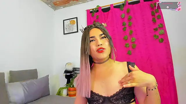 blazeestevezz online show from February 3, 11:10 pm