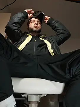 SmokedAlloy2 online show from March 19, 11:19 pm