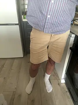 mooting01 online show from April 16, 2:39 pm