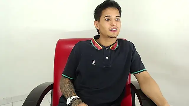 Alex mojica online show from March 1, 7:41 am