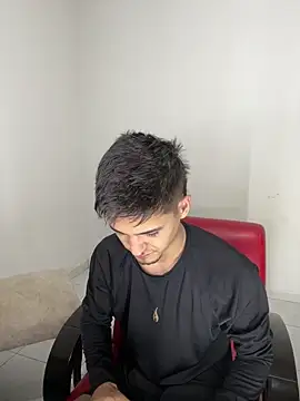 Alex mojica online show from March 15, 7:49 am