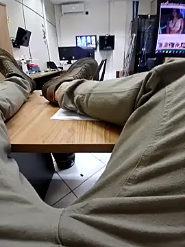 cherlebrow online show from January 14, 6:33 pm