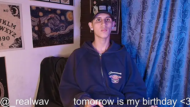 Snapshot of _realwav chatting on October 24, 4:47 am realwav online show from October 24, 4:47 am