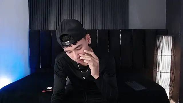 Dominic ghost online show from March 24, 12:38 am