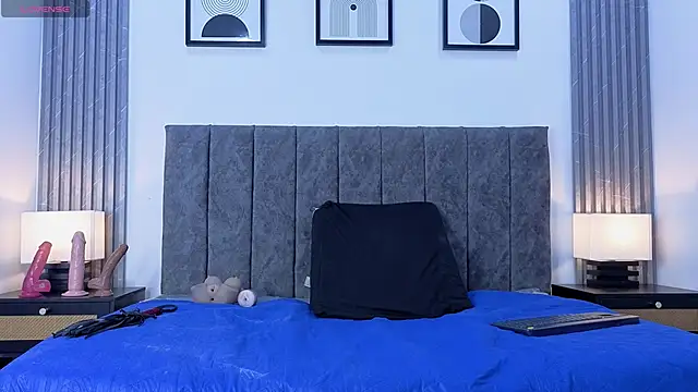 Liam forest  online show from April 20, 4:37 am