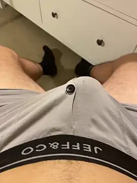 truescotsboy online show from December 18, 6:26 pm