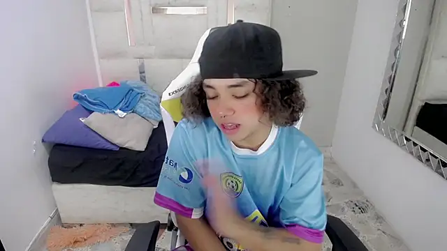 Stein  online show from November 25, 9:17 pm