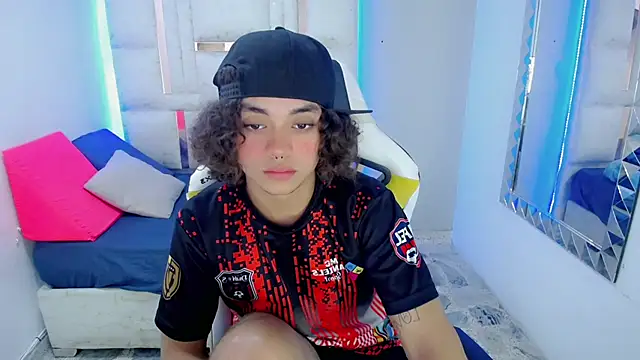 Stein  online show from November 29, 9:39 pm