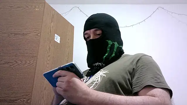 Snapshot of Black_Scorpion91 chatting on October 30, 9:49 pm Black Scorpion91 online show from October 30, 9:49 pm