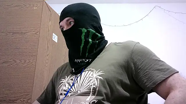 Snapshot of Black_Scorpion91 chatting on October 29, 9:40 pm Black Scorpion91 online show from October 29, 9:40 pm