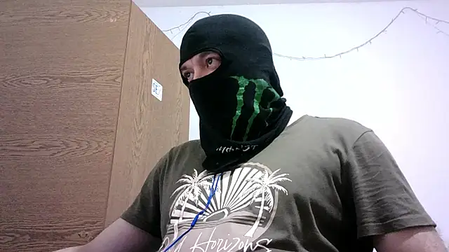 Snapshot of Black_Scorpion91 chatting on October 31, 9:51 pm Black Scorpion91 online show from October 31, 9:51 pm