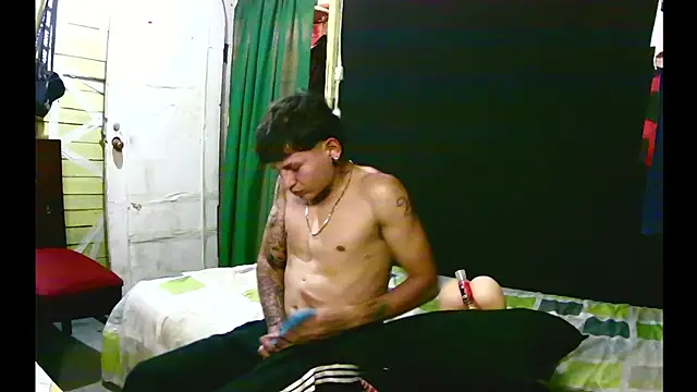 Ebebyjuan online show from April 16, 8:09 pm