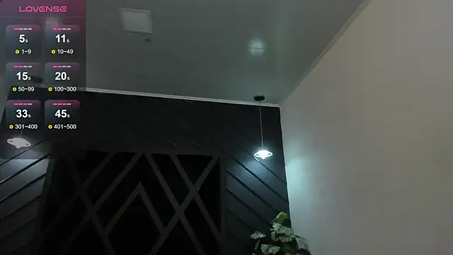 marco garciia  online show from December 15, 11:13 pm