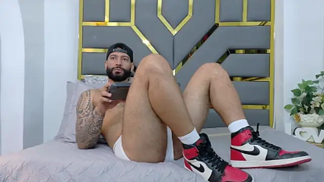 yorbymaxx online show from October 21, 3:04 pm