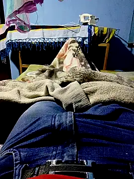 m11a2f3a4z5 online show from April 13, 6:08 pm