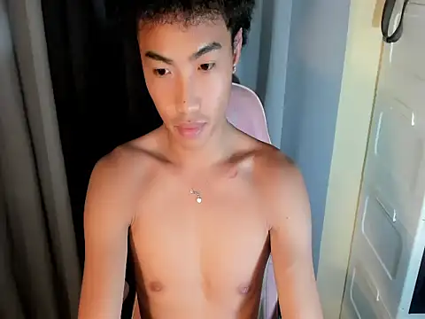 yourhotpinoy online show from April 6, 12:06 pm