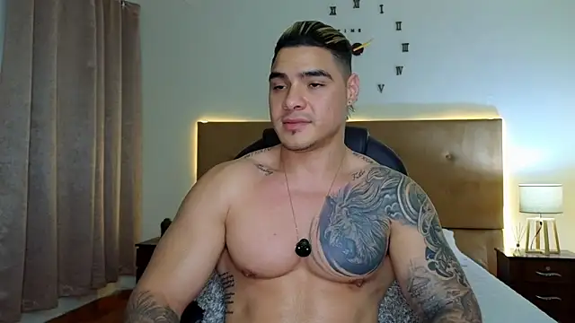 Steven Velez online show from October 31, 2:57 am