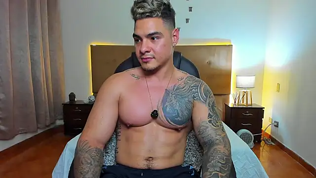 Snapshot of Steven_Velez chatting on September 10, 1:26 am Steven Velez online show from September 10, 1:26 am