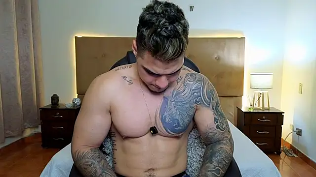 Snapshot of Steven_Velez chatting on September 19, 2:56 am Steven Velez online show from September 19, 2:56 am