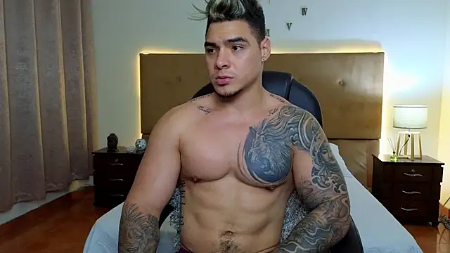 Snapshot of Steven_Velez chatting on September 22, 3:28 am Steven Velez online show from September 22, 3:28 am