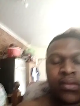 Moet Chandon online show from November 5, 9:22 am