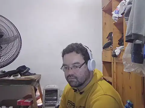 condorito222 online show from June 8, 12:17 am
