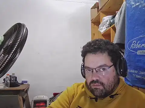 condorito222 online show from June 17, 10:11 pm
