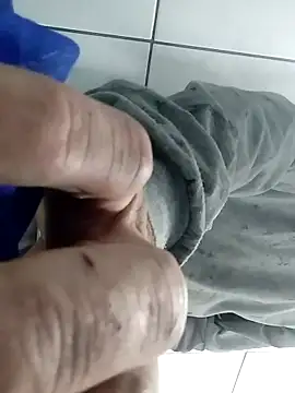 Pilantra12345 online show from October 22, 10:13 pm