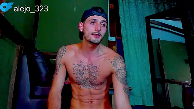 alejo  323   online show from May 3, 2:25 am