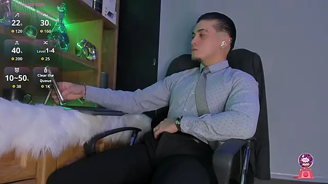 Gael williams1 online show from November 7, 5:22 am