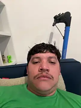 michael877675 online show from February 6, 5:59 am