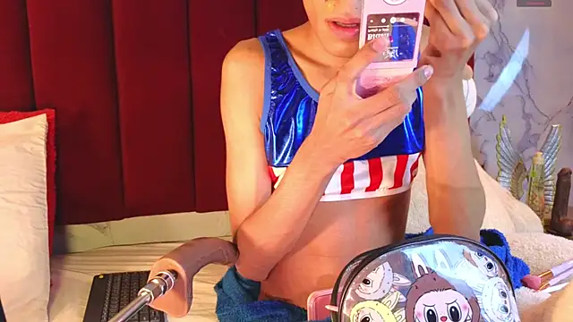 Snapshot of PrincePoppy chatting on October 13, 8:37 pm PrincePoppy online show from October 13, 8:37 pm