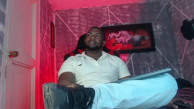 Snapshot of big_blackmen19 chatting on October 9, 5:40 pm big blackmen19 online show from October 9, 5:40 pm