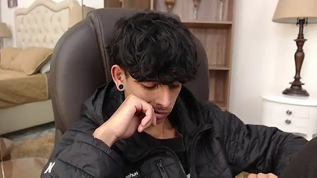 Ibratxandy online show from March 27, 7:15 pm