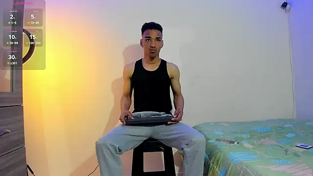 Snapshot of kenan_2601 chatting on October 27, 8:11 pm kenan 2601 online show from October 27, 8:11 pm