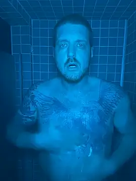 CloudyKingG online show from April 25, 4:15 pm