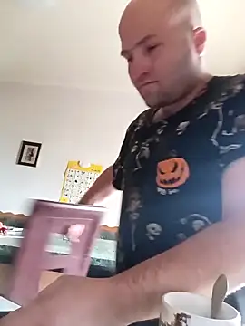 fbsinfo online show from December 2, 8:06 am