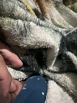 Ezequiel2310 online show from April 2, 4:43 am