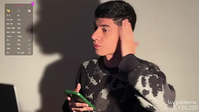 Snapshot of jim_dj chatting on October 31, 9:07 pm jim dj online show from October 31, 9:07 pm