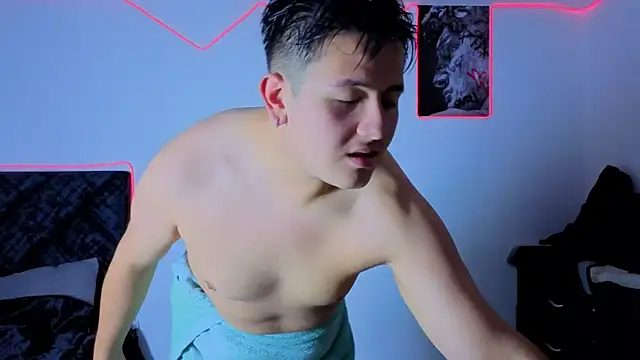 Ryan Doretti online show from February 14, 9:32 pm