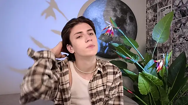 Oliver Starboy online show from October 11, 6:39 am