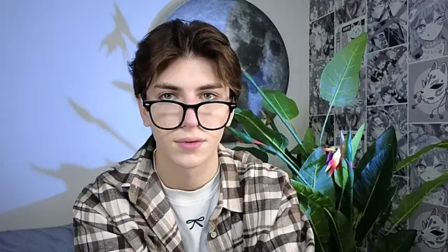 Oliver Starboy online show from October 10, 6:29 am