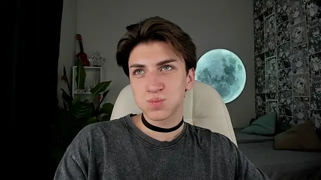 Oliver Starboy online show from September 9, 1:54 pm