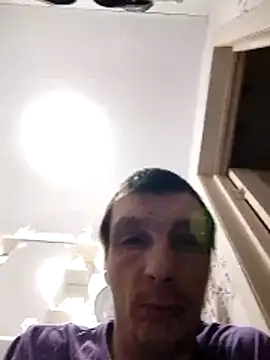 N i k o l a u online show from February 15, 9:18 am