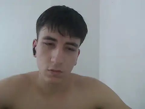 younewmaster online show from February 17, 8:41 pm